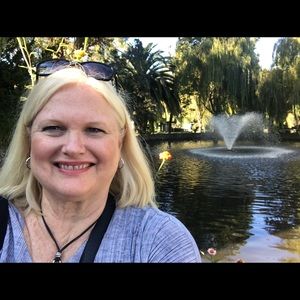 Meet your Posher, Donna